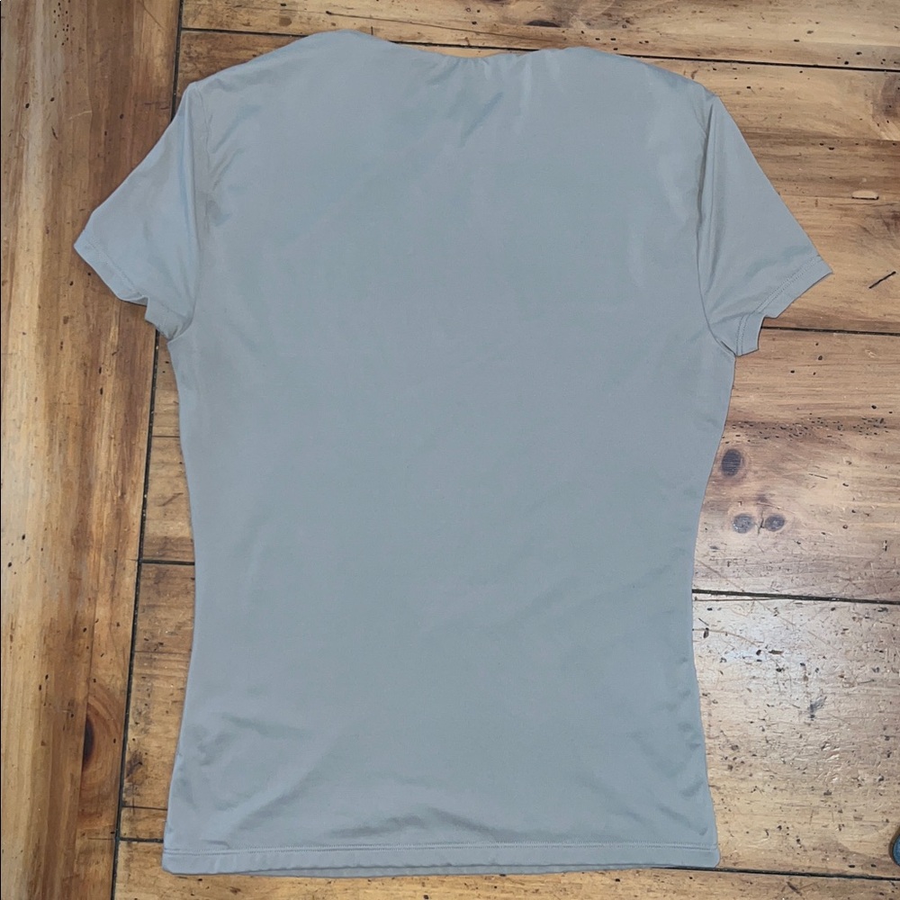 Abercrombie & Fitch Seamless short sleeve size S - Picture 3 of 7